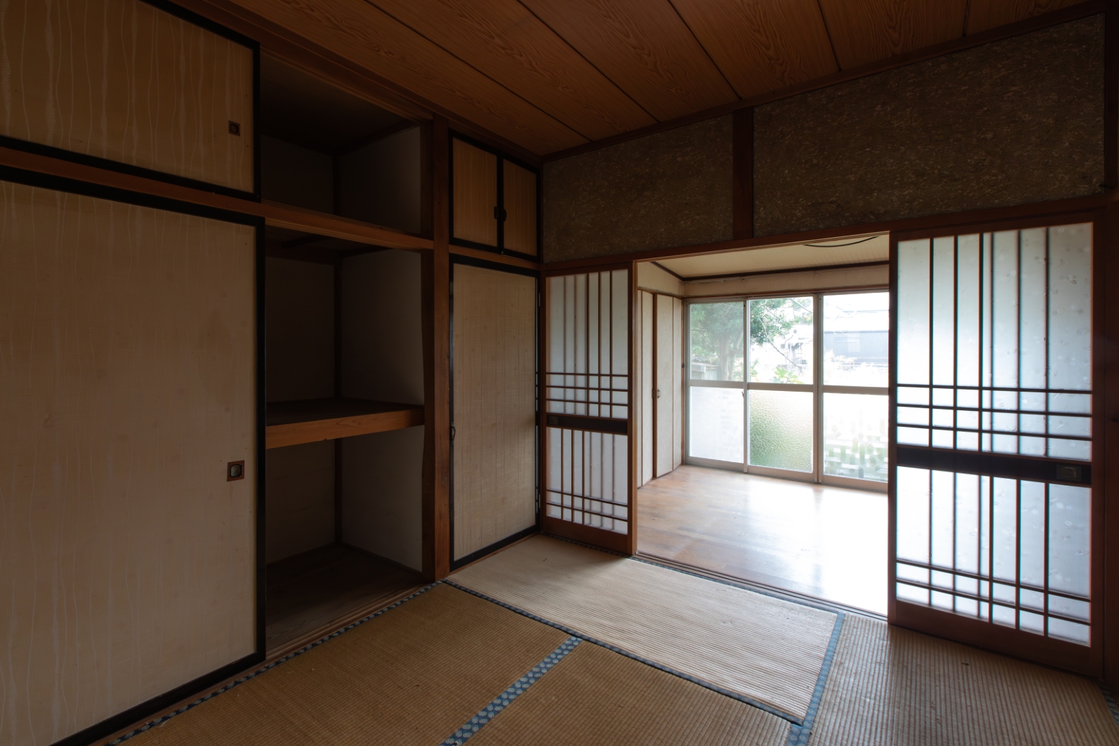 Before採光が取り込めず暗かった茶の間